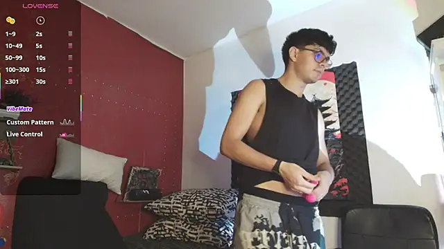 Snapshot of ace_xero_ chatting on 11-10-25, 11:26 ace xero online show from 11-10-25, 11:26