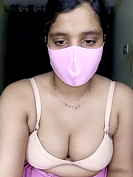 Rose-luckey online show from 03-05-26, 06:15