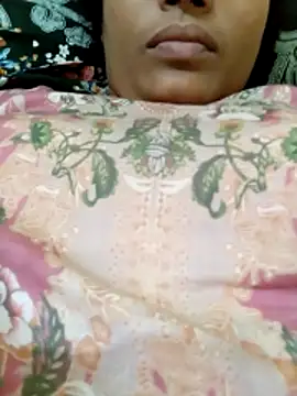 Rose-luckey online show from 04-05-26, 06:43