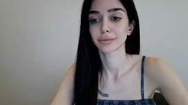 Snapshot of gglingeriee chatting on 02-09-26, 01:04 gglingeriee online show from 02-09-26, 01:04