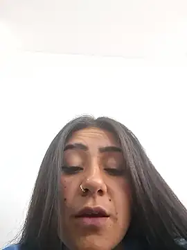 CAROLINE  07 online show from 01-14-26, 05:40