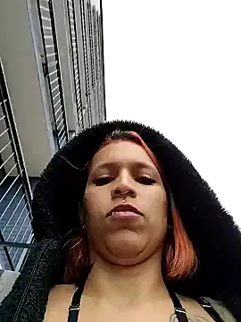 Snapshot of Zoe73_ chatting on 09-13-25, 07:35 Zoe73 online show from 09-13-25, 07:35