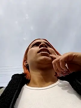 Snapshot of Zoe73_ chatting on 12-03-25, 07:23 Zoe73 online show from 12-03-25, 07:23