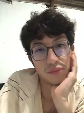 Snapshot of Kevintdx chatting on 09-14-25, 03:05 Kevintdx online show from 09-14-25, 03:05