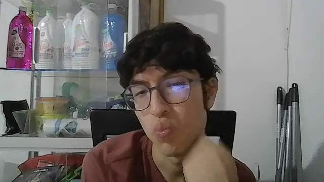 Snapshot of Kevintdx chatting on 10-02-25, 03:02 Kevintdx online show from 10-02-25, 03:02