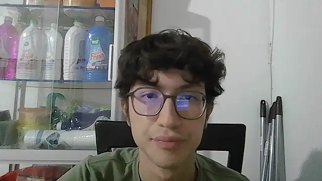 Snapshot of Kevintdx chatting on 10-03-25, 04:20 Kevintdx online show from 10-03-25, 04:20