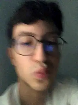 Snapshot of Kevintdx chatting on 11-03-25, 09:05 Kevintdx online show from 11-03-25, 09:05