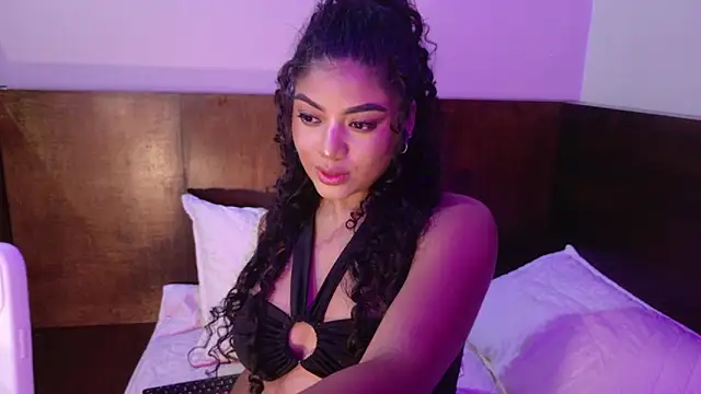 Carly Monroe  online show from 10-24-25, 10:06