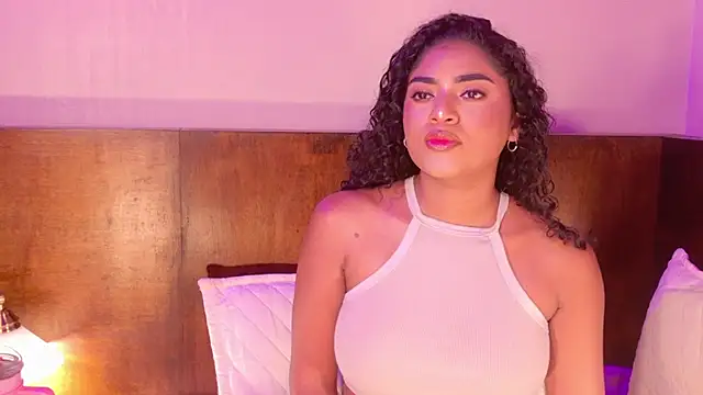 Carly Monroe  online show from 10-27-25, 10:03