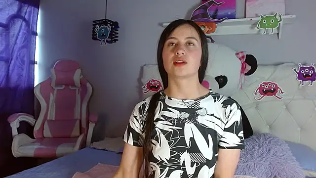 Snapshot of Zaaida_ chatting on 10-25-25, 12:56 Zaaida online show from 10-25-25, 12:56