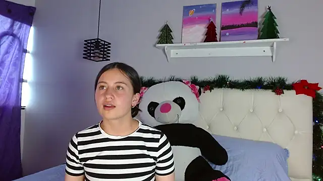 Snapshot of Zaaida_ chatting on 12-16-25, 04:45 Zaaida online show from 12-16-25, 04:45