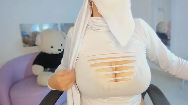 salma isawwii online show from 04-18-26, 05:06