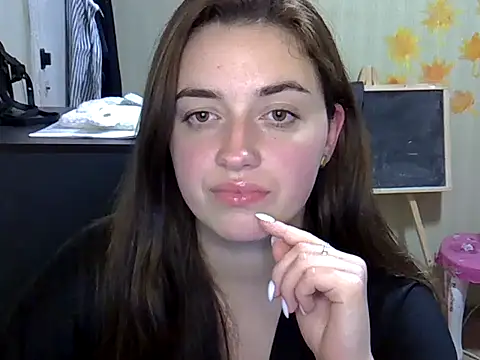 daniella brun online show from 10-18-25, 09:59