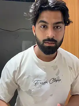 hottestboy03 online show from 05-19-26, 07:58