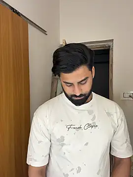 hottestboy03 online show from 06-03-26, 10:29