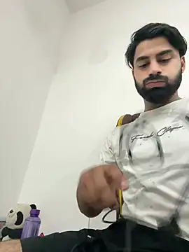 hottestboy03 online show from 07-04-26, 07:03