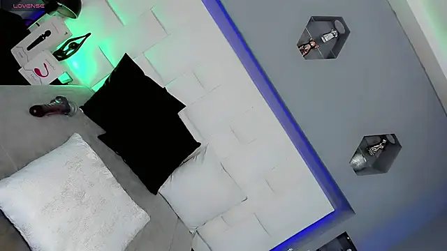 Ariia-janee online show from 02-21-26, 05:08