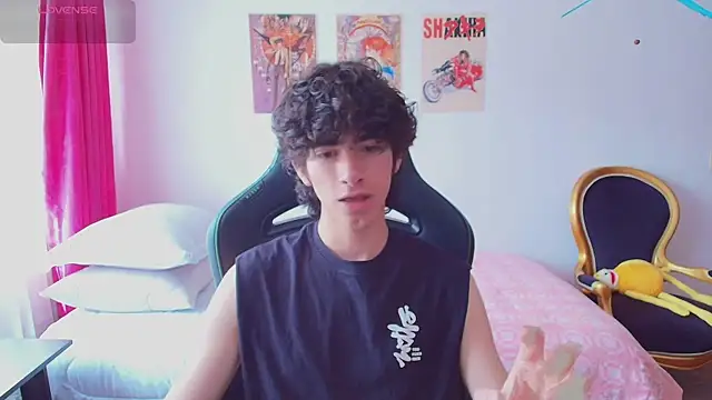 Snapshot of Nude_Boy18 chatting on 07-17-26, 06:57 Nude Boy18 online show from 07-17-26, 06:57