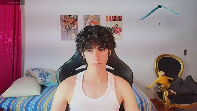 Snapshot of Nude_Boy18 chatting on 07-26-26, 01:58 Nude Boy18 online show from 07-26-26, 01:58
