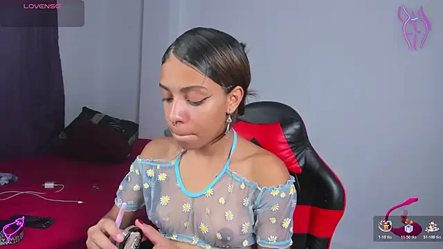 yumi hanna online show from 03-26-26, 02:06