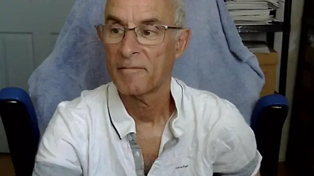 funone1999 online show from 05-08-26, 09:09
