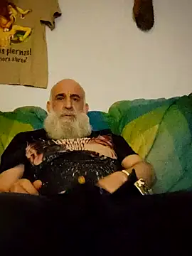 Snapshot of barbaszztop chatting on 02-12-26, 09:21 barbaszztop online show from 02-12-26, 09:21