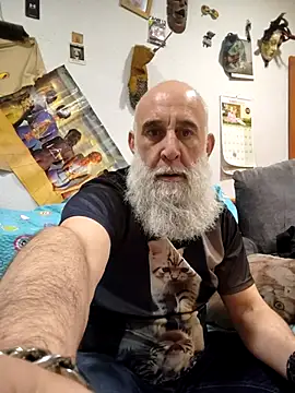 Snapshot of barbaszztop chatting on 03-21-26, 10:46 barbaszztop online show from 03-21-26, 10:46