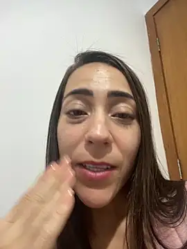 lucioliveira online show from 11-14-25, 02:49