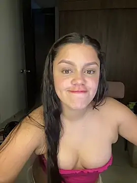 Snapshot of lunita_sweet5 chatting on 02-26-26, 12:31 lunita sweet5 online show from 02-26-26, 12:31