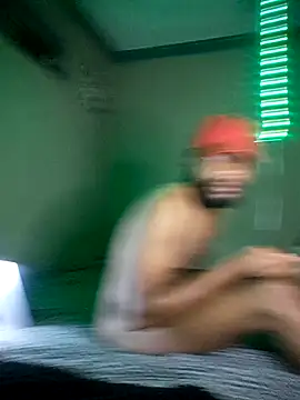 Snapshot of shemale_fantasyXX chatting on 03-18-26, 11:41 shemale fantasyXX online show from 03-18-26, 11:41