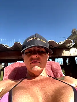 Deusasafada online show from 11-19-25, 06:19