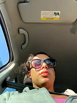 Snapshot of allybluee777 chatting on 12-05-25, 08:16 allybluee777 online show from 12-05-25, 08:16