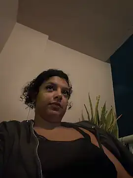 Snapshot of allybluee777 chatting on 12-14-25, 06:19 allybluee777 online show from 12-14-25, 06:19