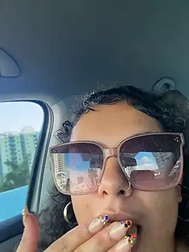 Snapshot of allybluee777 chatting on 12-18-25, 02:56 allybluee777 online show from 12-18-25, 02:56