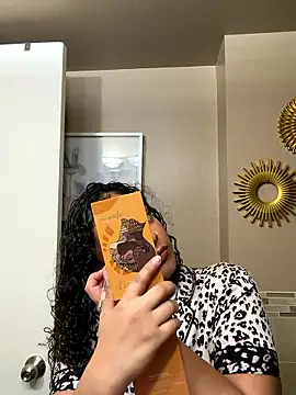 allybluee777 online show from 01-09-26, 01:47