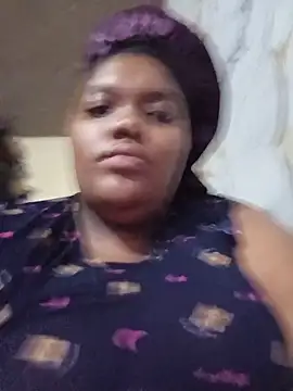 Snapshot of chubbybbw18 chatting on 05-25-26, 06:30 chubbybbw18 online show from 05-25-26, 06:30