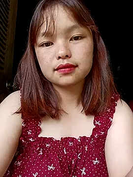 XoiXoi232 online show from 09-28-25, 03:56