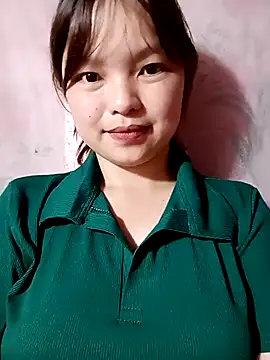 XoiXoi232 online show from 10-05-25, 12:36