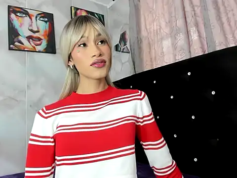 samara novice18 online show from 10-28-25, 07:27