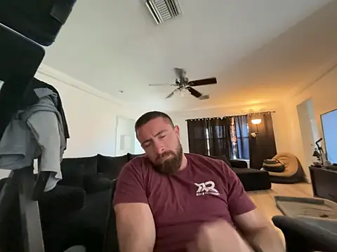 biggdickbandit92 online show from 06-05-26, 06:57