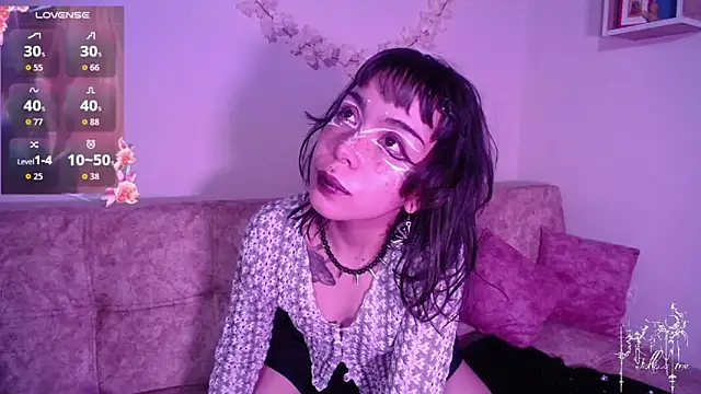 dark  nymph online show from 11-26-25, 06:53