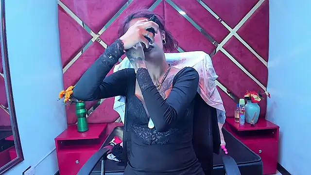 Kataleya Luck online show from 11-15-25, 04:54