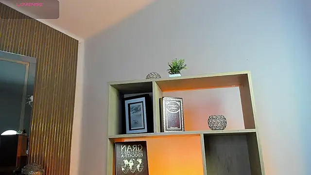 Axel grey  online show from 04-17-26, 12:52