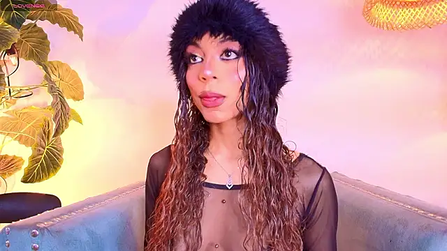 Snapshot of Zahara1 chatting on 02-14-26, 03:03 Zahara1 online show from 02-14-26, 03:03