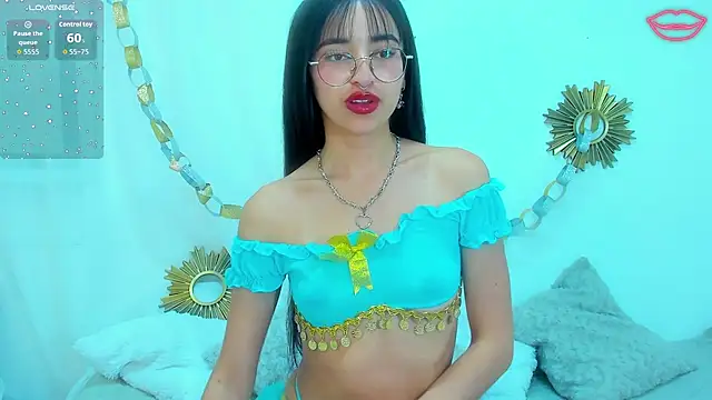 Snapshot of _Amatista_Fire chatting on 09-27-25, 02:22 Amatista Fire online show from 09-27-25, 02:22
