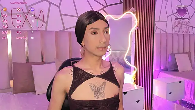 CYRUS TAY online show from 04-05-26, 11:40