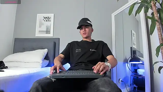 Tylerffoxx online show from 09-13-25, 08:30