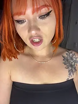 Alysson LS online show from 11-18-25, 02:17