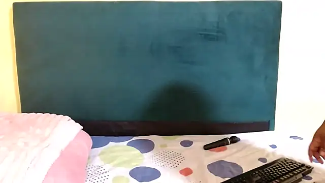 BootyGoddess23 online show from 09-08-25, 07:13