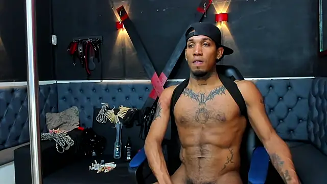 Snapshot of DIEGO_WICKED chatting on 10-15-25, 04:01 DIEGO WICKED online show from 10-15-25, 04:01